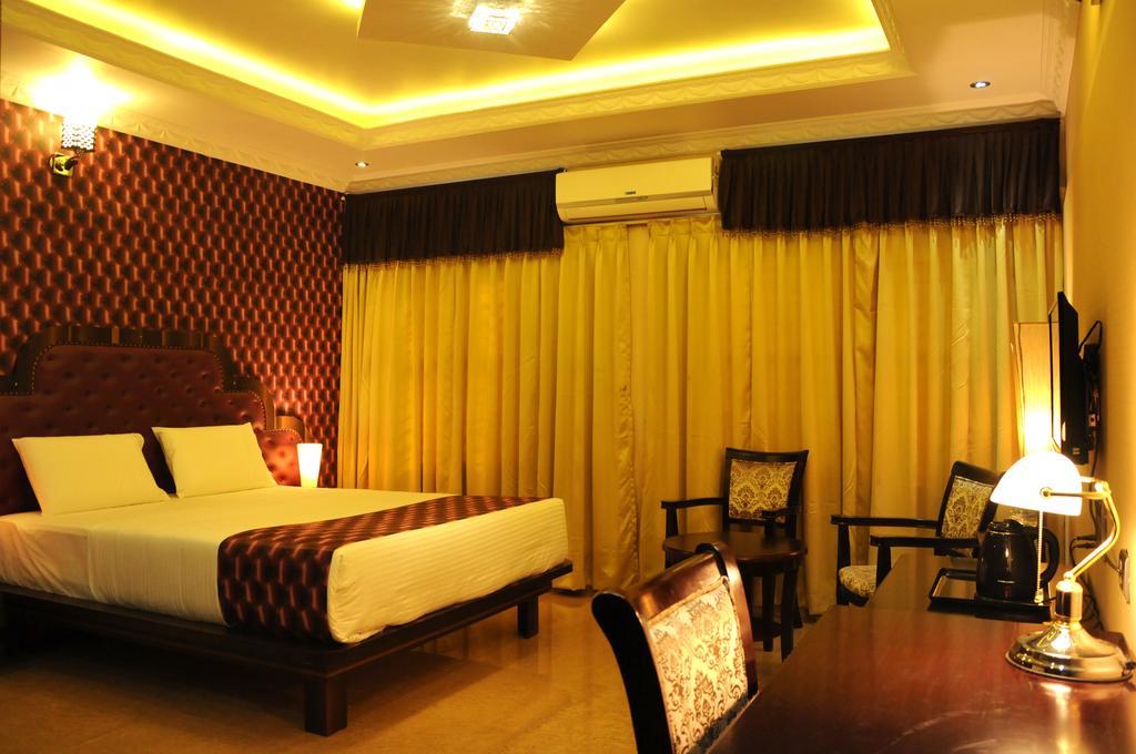 Jal Mahal Resort And Spa Mysore Rom bilde